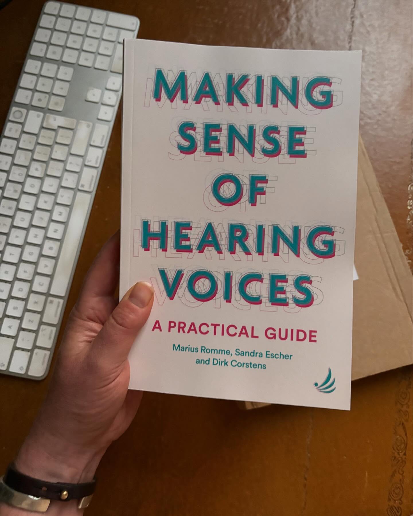 Delighted to receive my endorser’s copy of this new book, and to highly recommend this wonderful and groundbreaking work.

Making Sense of Hearing Voices: A Practical Guide (@pccs_books, pub date 9th Oct 2025)
